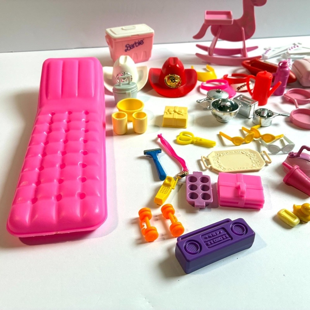 Vtg Barbie Accessories Lot Kitchen Sports Hat Pool Float Dishes Boom Box 100 pcs - Picture 11 of 12